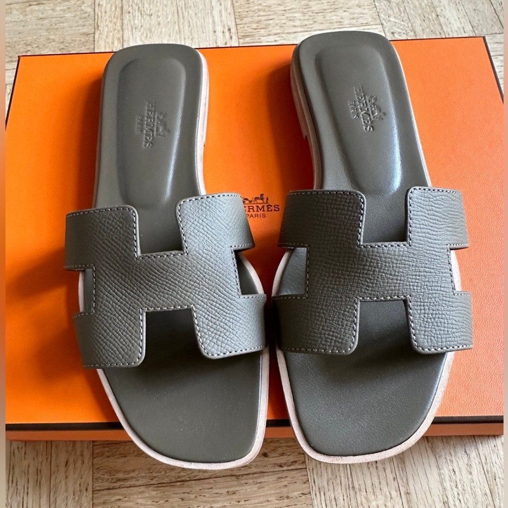 Hermes Oran Sandals in Étoupe